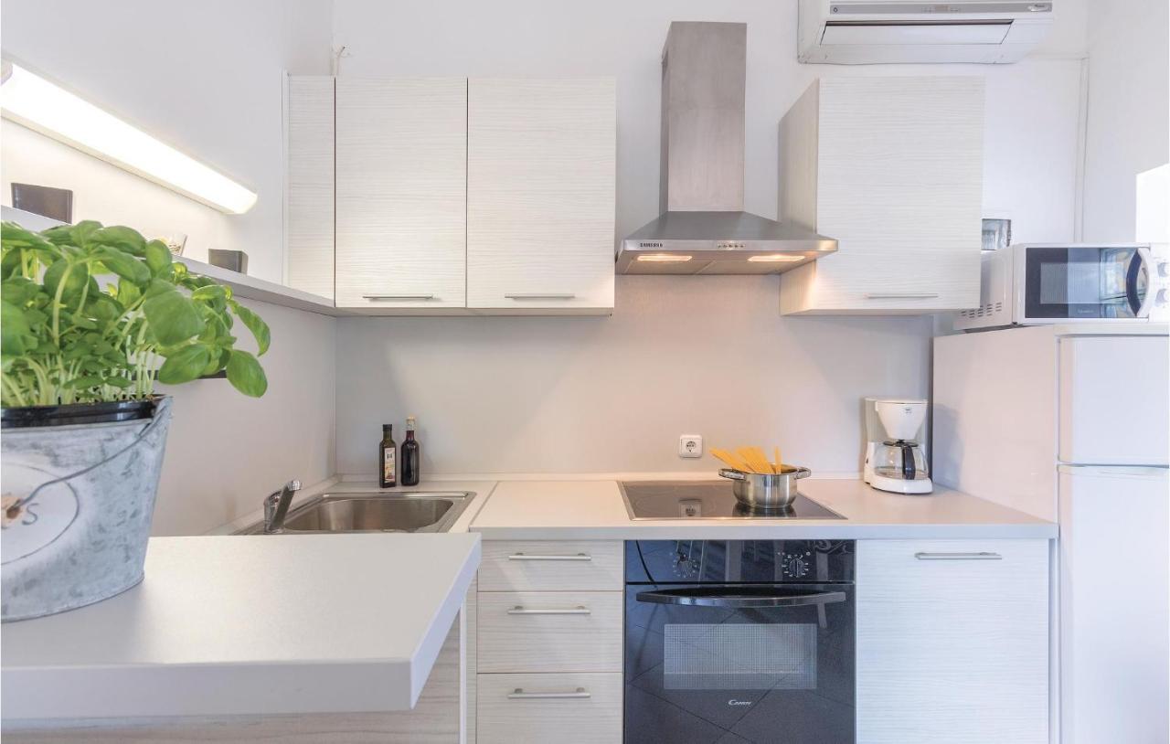 Amazing Apartment In Medulin With Wifi Exterior foto